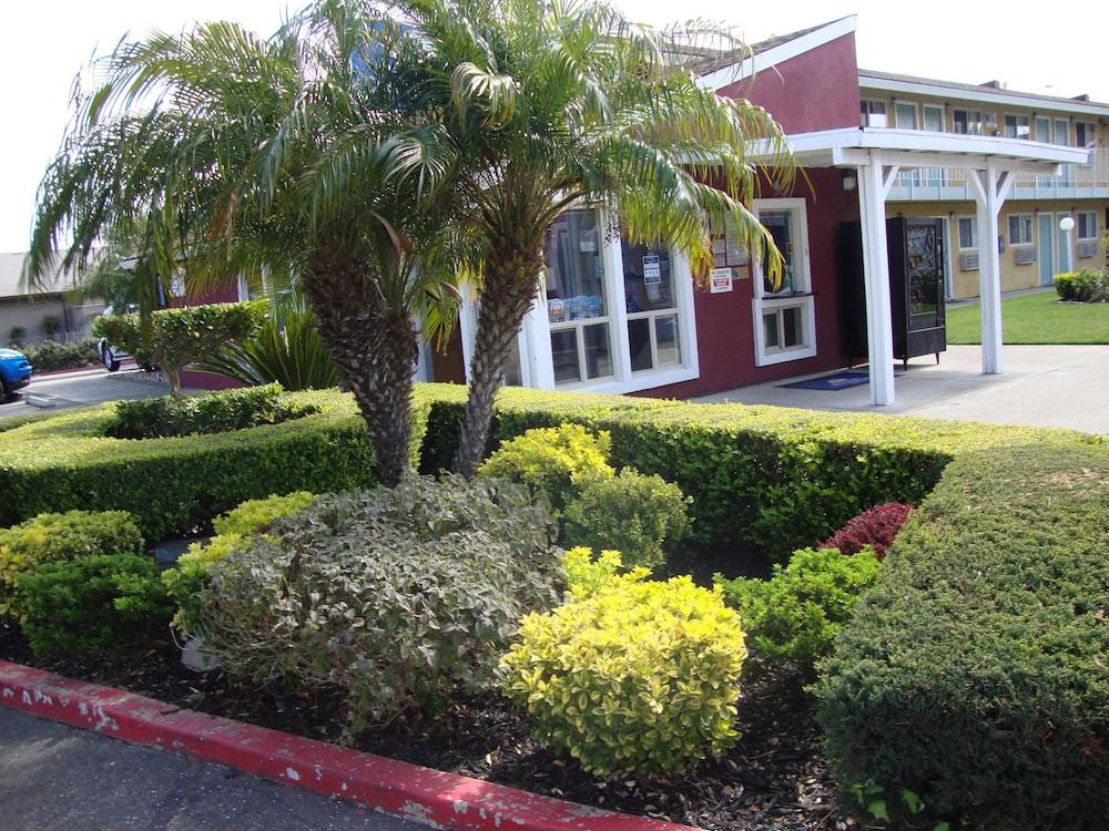 Oasis Inn Sacramento- Elk Grove Esterno foto